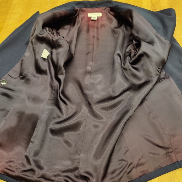 Vintage Jones New York Double breasted navy blue blazer, size 10 - Picture 10 of 12